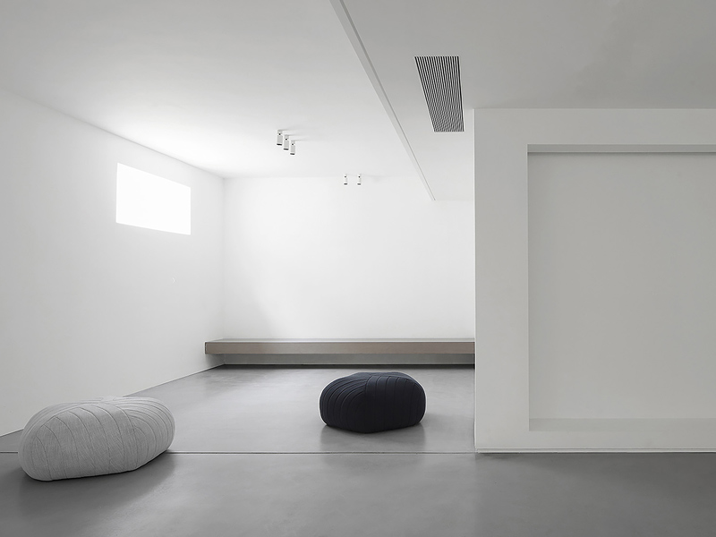 休闲室.jpg 休闲室.jpg